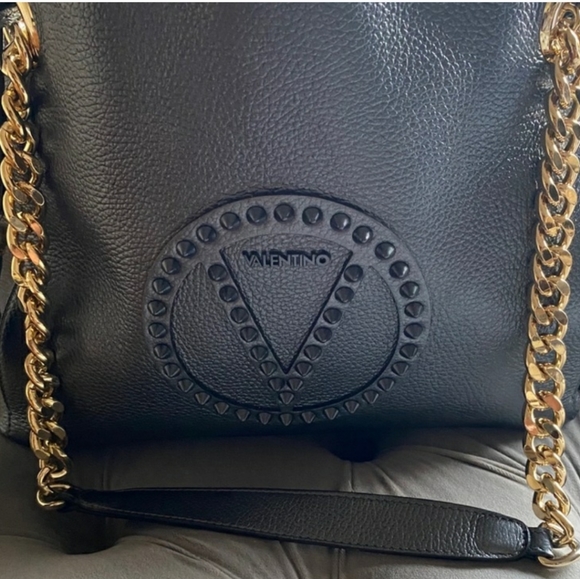 Valentino gray hobo chain tote GORGEOUS BAG!!! With dust bag - Picture 2 of 3